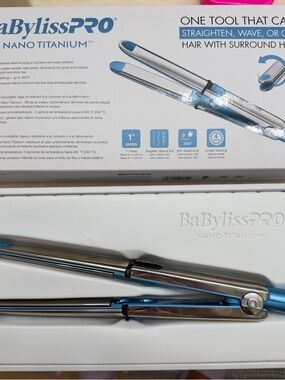 BaBylissPRO Nano Titanium Styling Iron in Blue and Silver